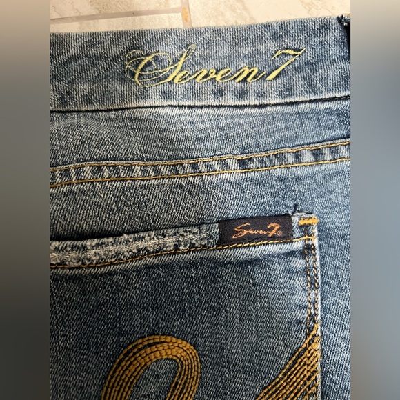 Seven7 Bootcut Jeans - Picture 3 of 8